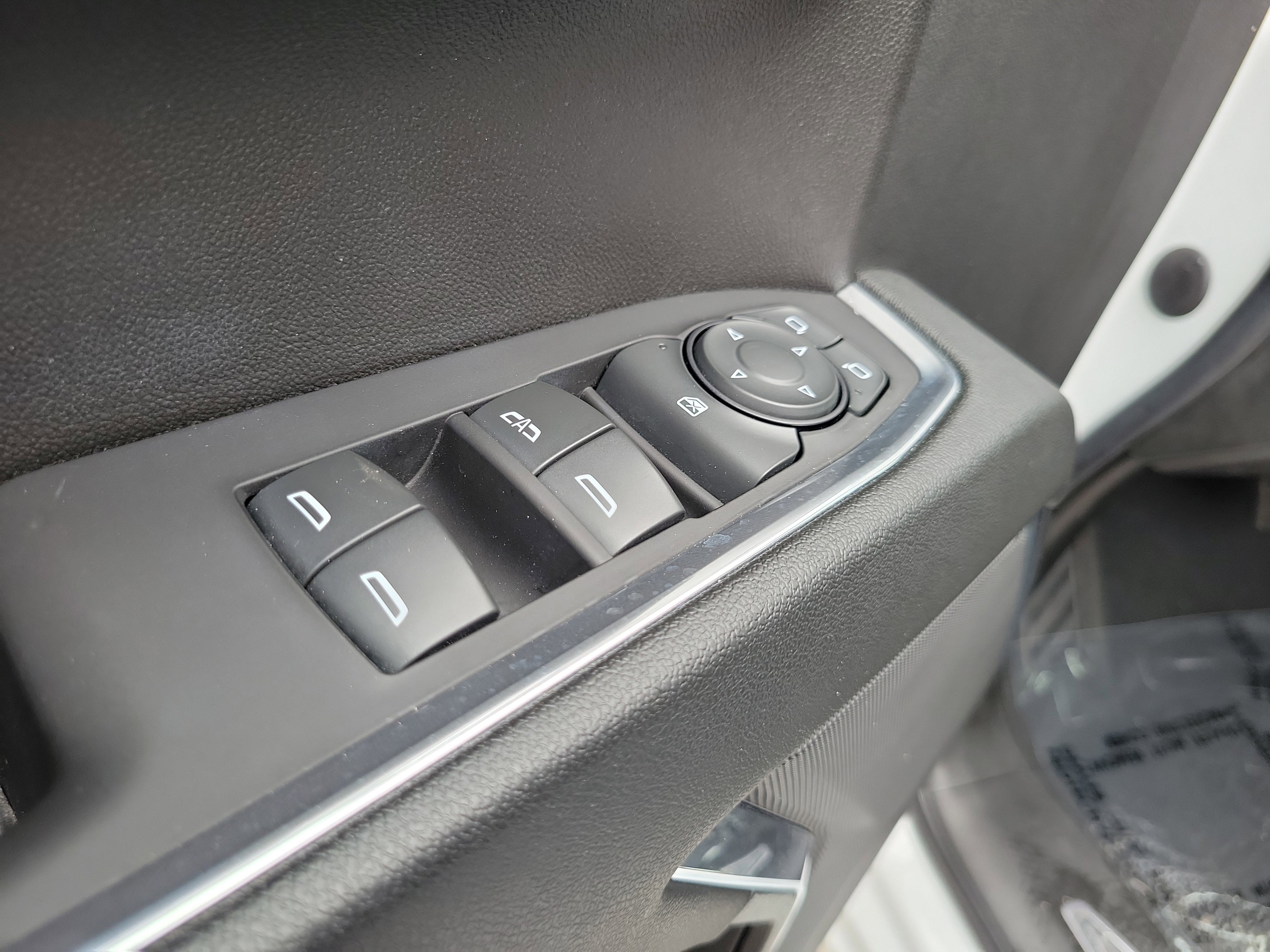 Used 2023 GMC Sierra 1500 Elevation image 24