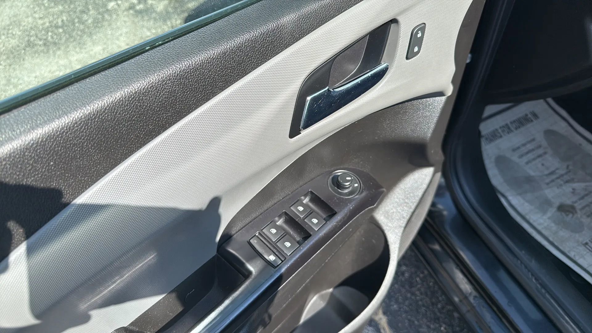 Used 2019 Chevrolet Sonic LT w/ Convenience Package image 11