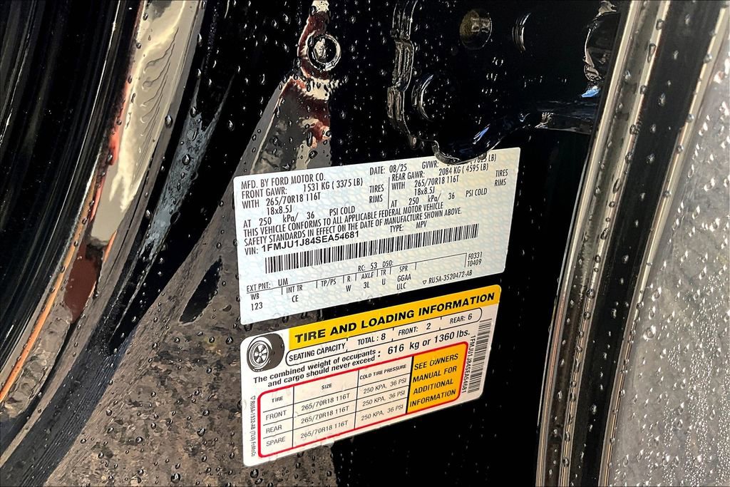 New 2025 Ford Expedition Active AWD/4WD image 9