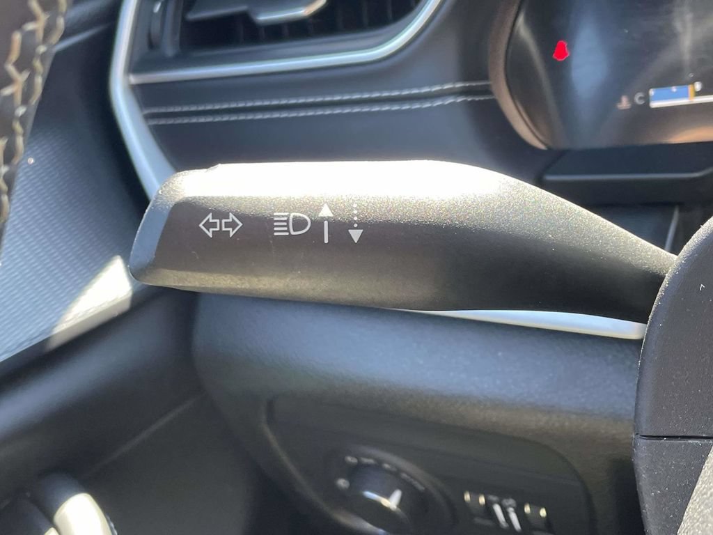 Used 2023 Jeep Grand Cherokee Altitude AWD/4WD image 71