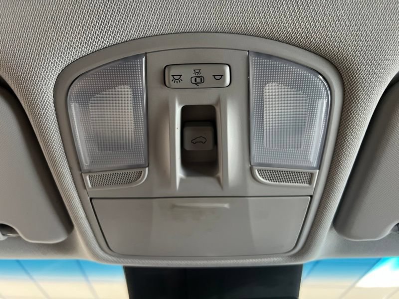Used 2021 Hyundai Kona SEL Plus w/ Cargo Package FWD image 29