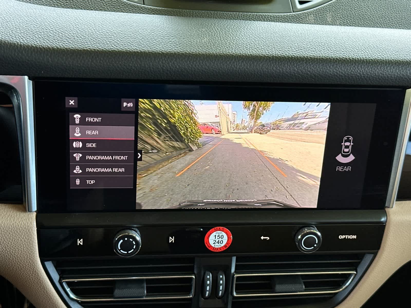 Certified 2023 Porsche Macan S AWD/4WD image 22