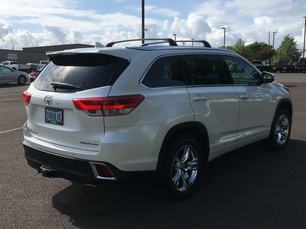 Used 2019 Toyota Highlander Limited AWD/4WD image 7