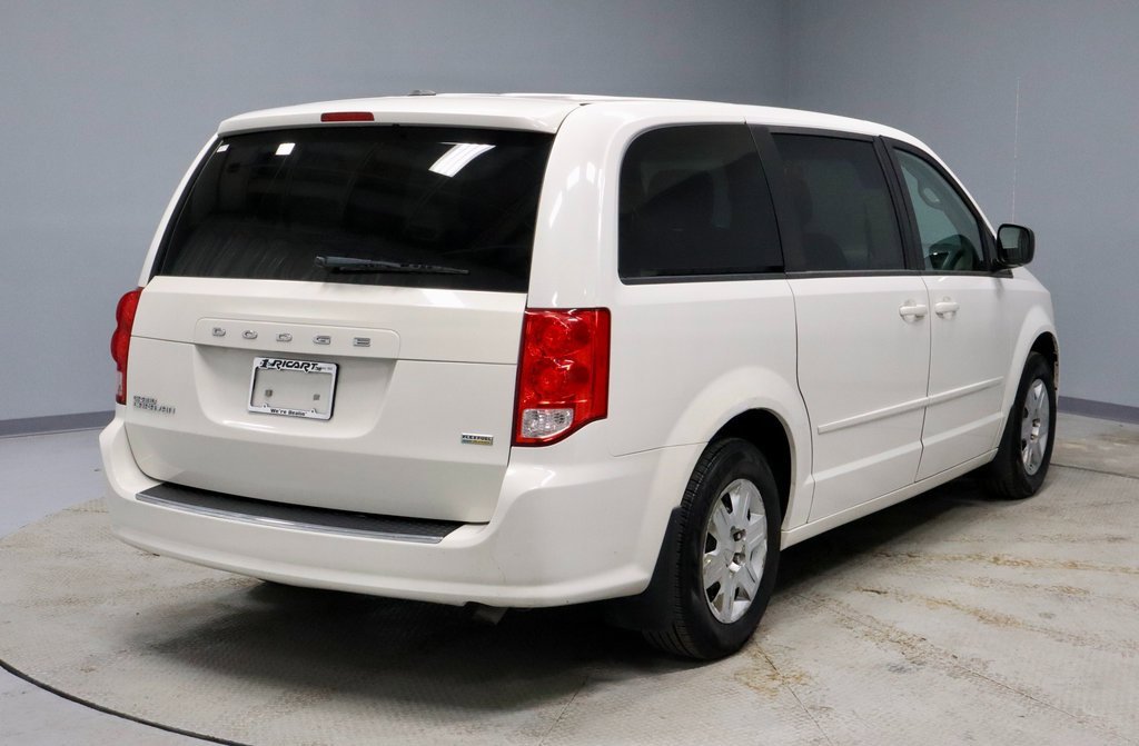 Used 2012 Dodge Grand Caravan SE image 9