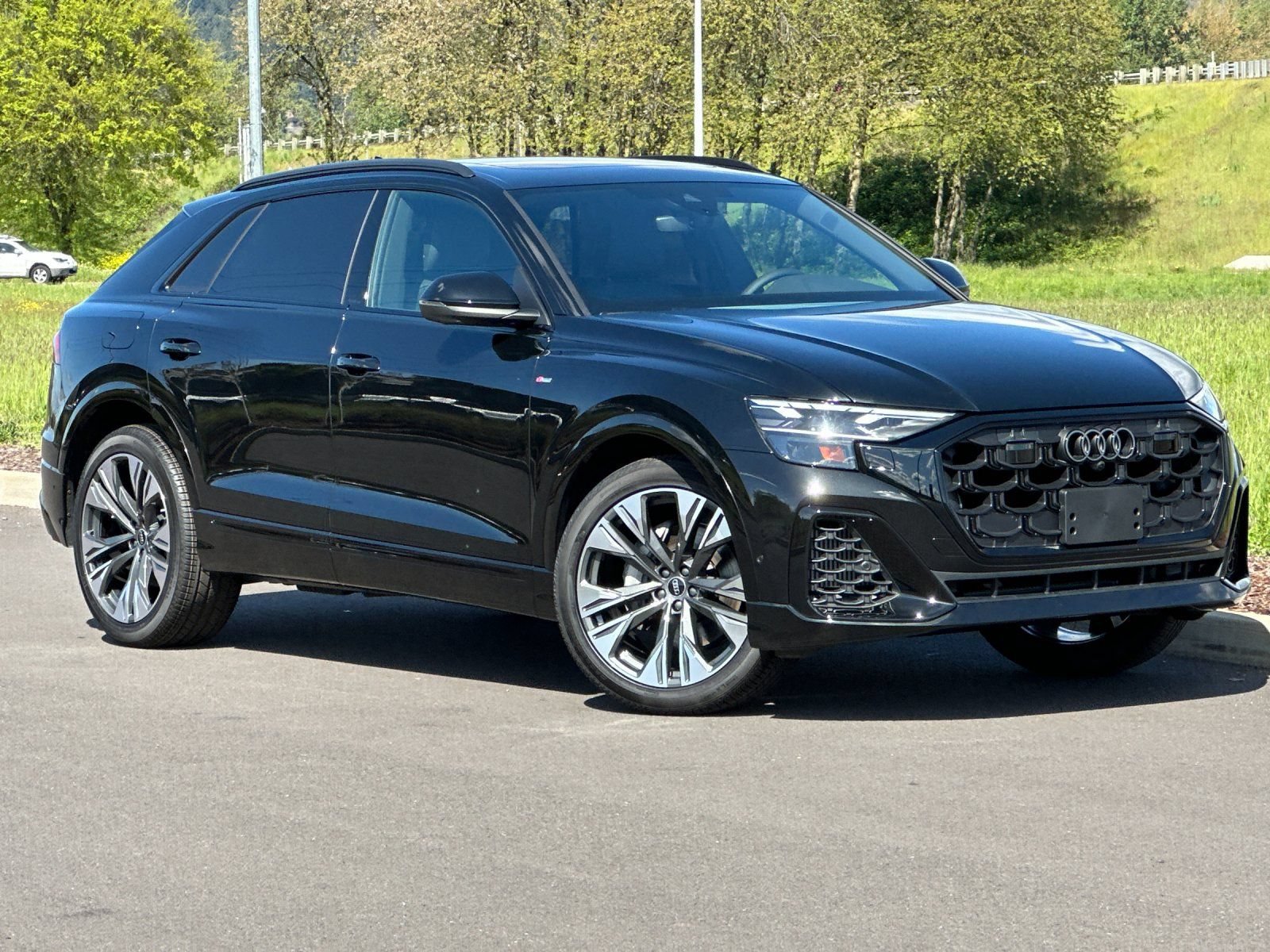 New 2026 Audi Q8 Premium Plus