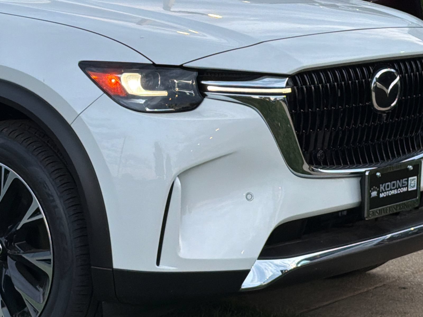 New 2026 MAZDA CX-90 Plug-In Hybrid w/ Premium Plus AWD/4WD image 2