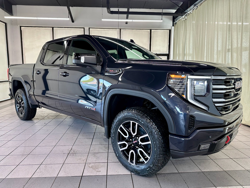 New 2026 GMC Sierra 1500 AT4 w/ Technology Package image 3