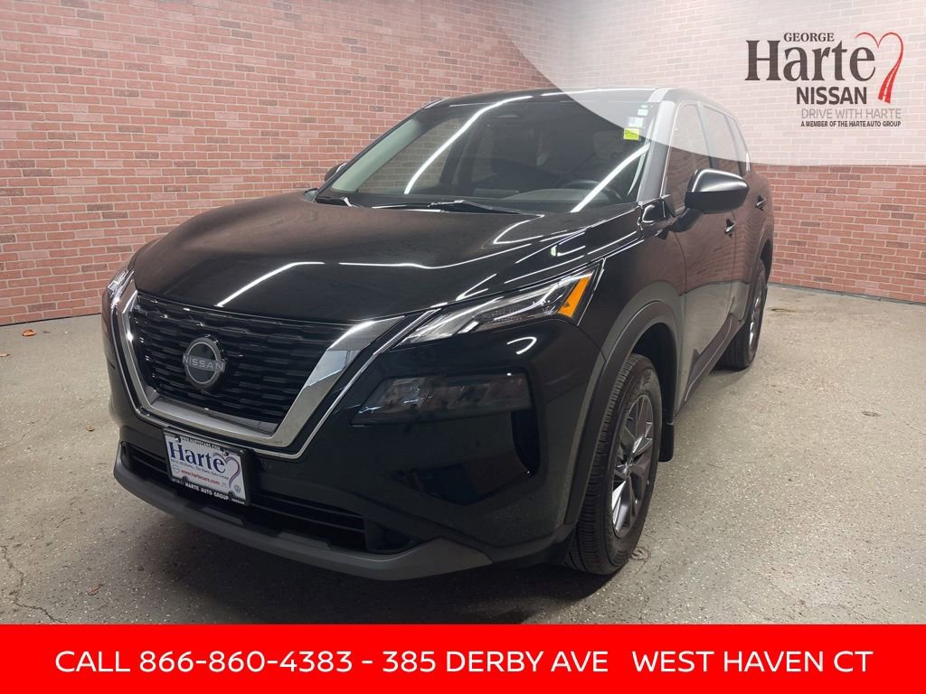 Certified 2023 Nissan Rogue S image 3