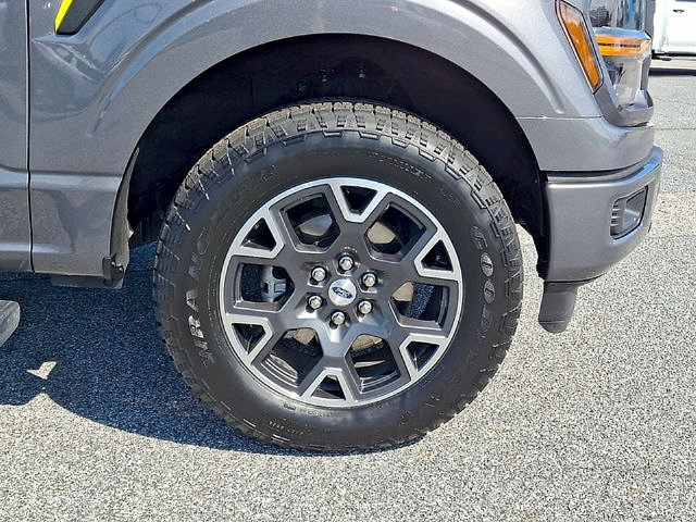 Used 2025 Ford F150 STX w/ Equipment Group 200A AWD/4WD image 8
