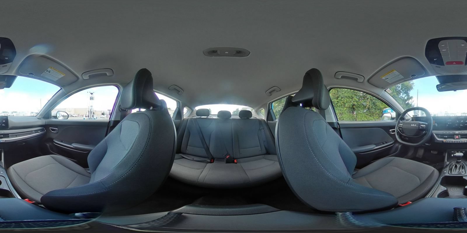 Used 2025 Kia K4 FWD image 40