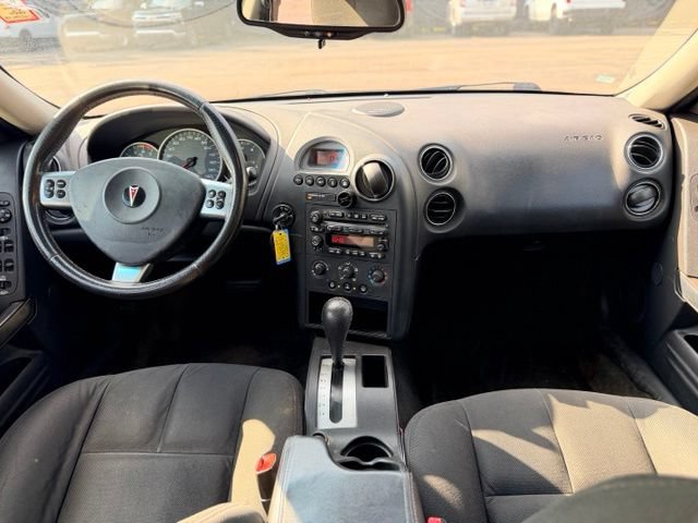 Used 2007 Pontiac Grand Prix w/ Sun And Sound Package FWD image 17