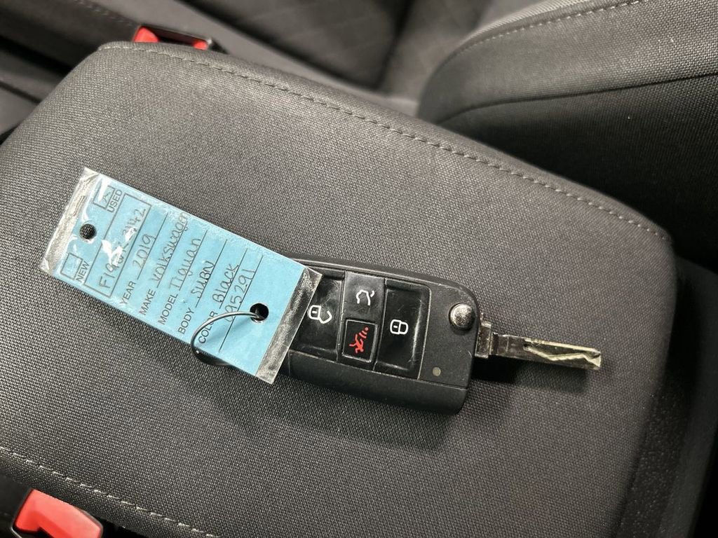 Used 2019 Volkswagen Tiguan S w/ Driver Assistance Package AWD/4WD image 12