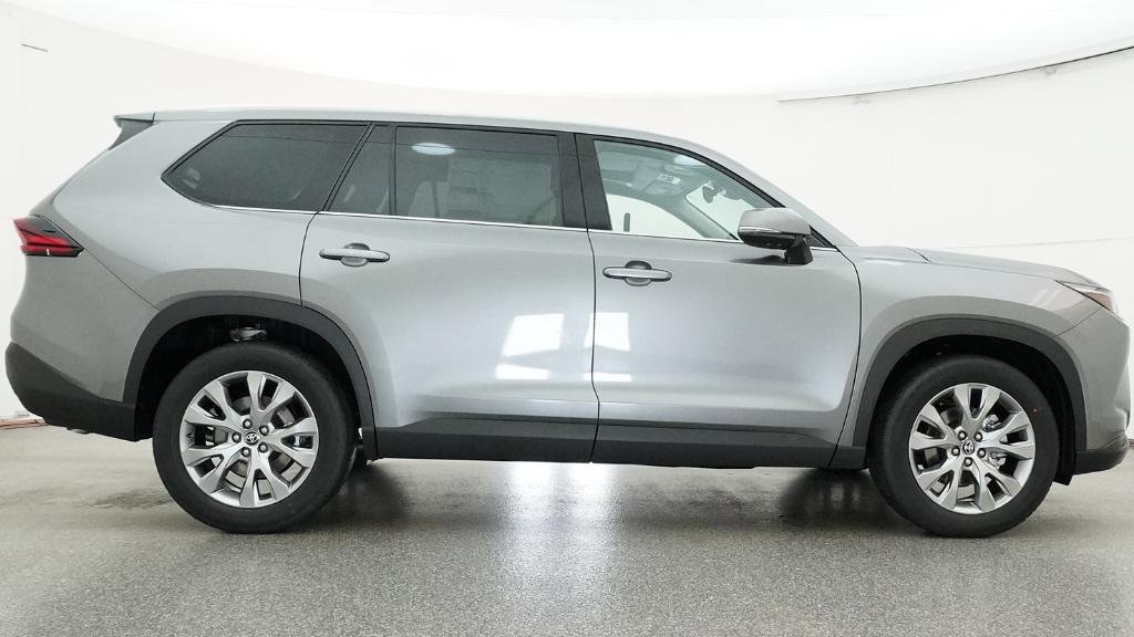 New 2026 Toyota Grand Highlander FWD image 50