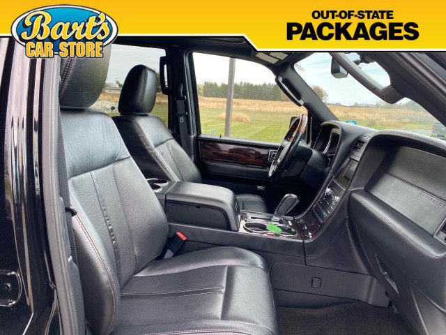 Used 2017 Lincoln Navigator Reserve image 17