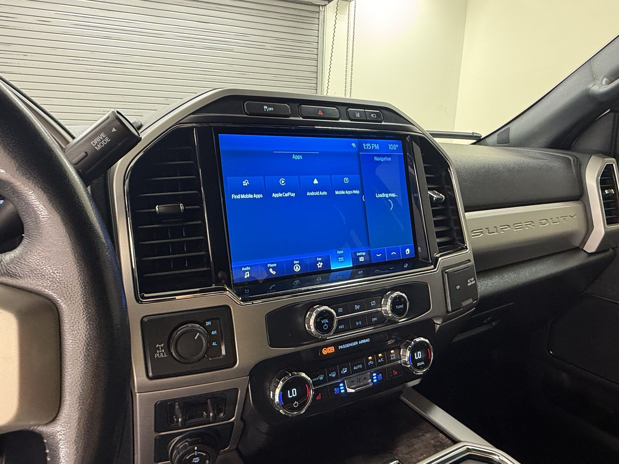 Used 2022 Ford F250 Lariat w/ Lariat Ultimate Package AWD/4WD image 19