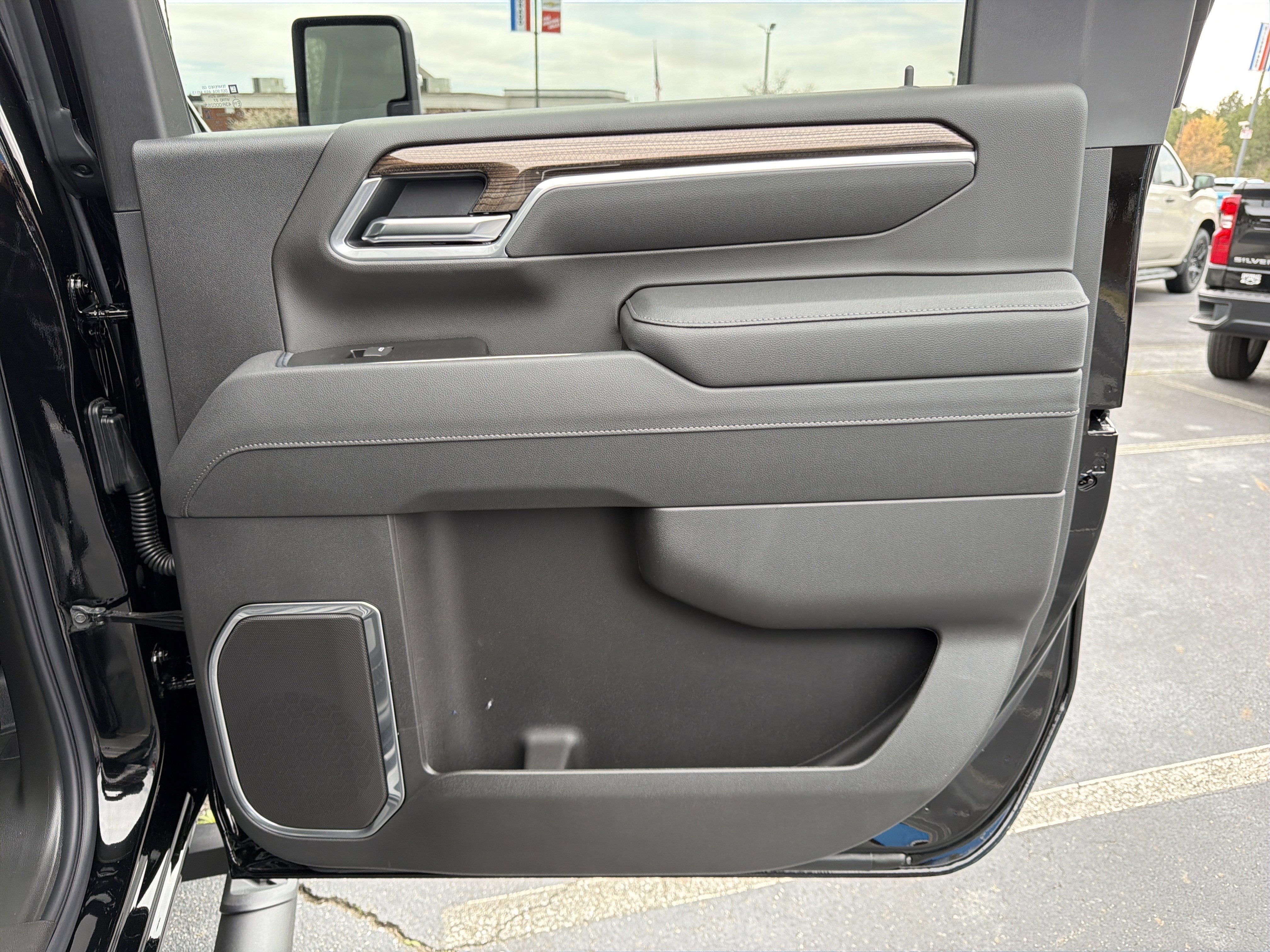 New 2026 Chevrolet Silverado 2500 LT image 16