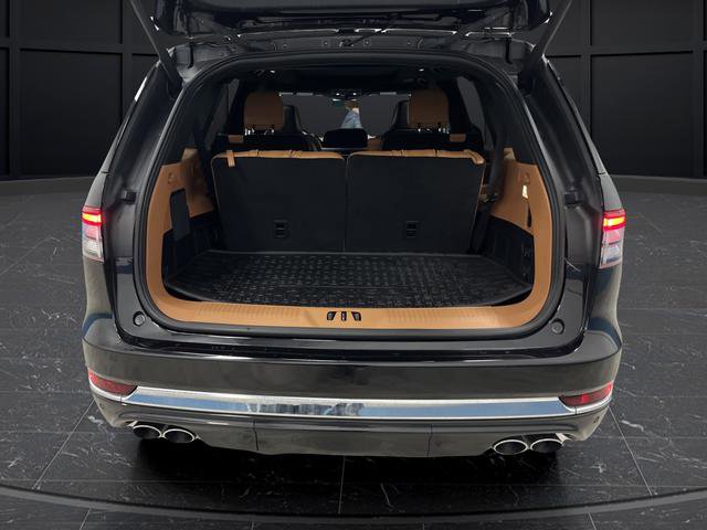 Used 2025 Lincoln Aviator Black Label image 15
