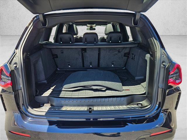 Used 2024 BMW X3 xDrive30i w/ Premium Package AWD/4WD image 6