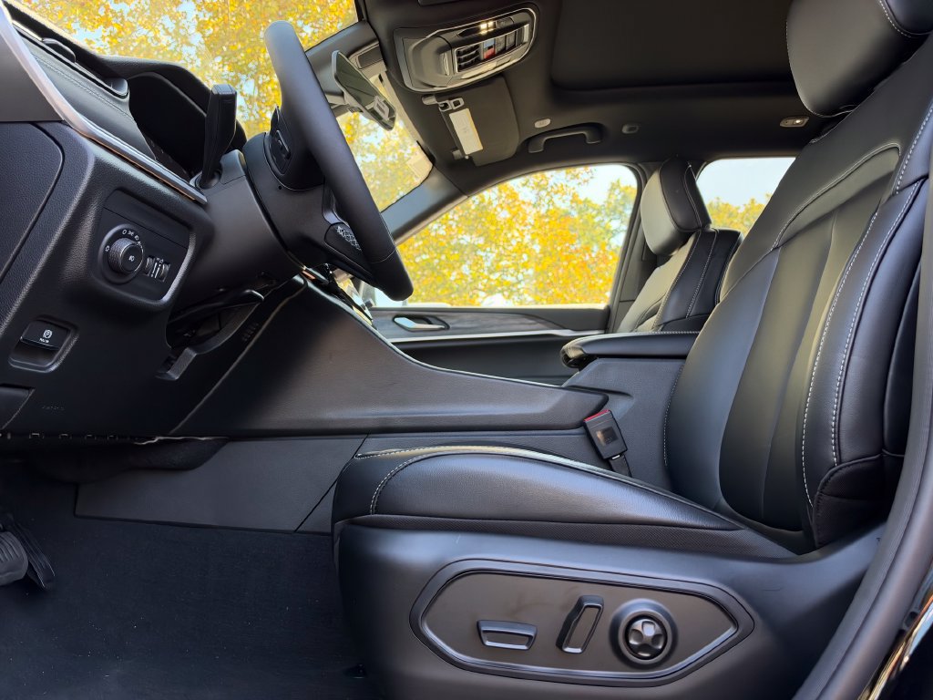 New 2027 Jeep Grand Cherokee Limited AWD/4WD image 17