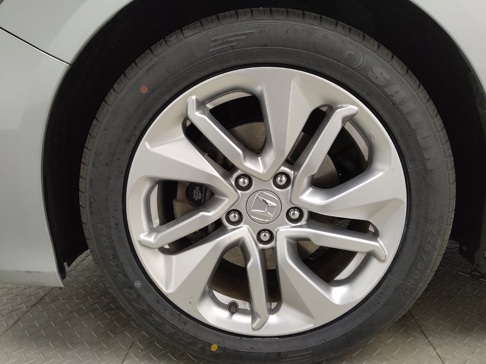 Used 2019 Honda Accord LX image 31