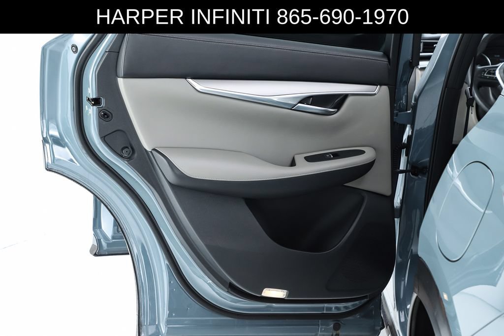 Used 2023 INFINITI QX50 Luxe AWD/4WD image 56