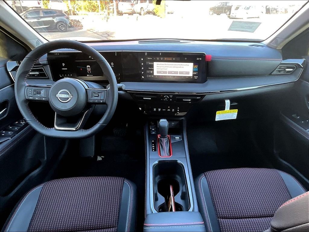 New 2025 Nissan Kicks SR AWD/4WD image 11