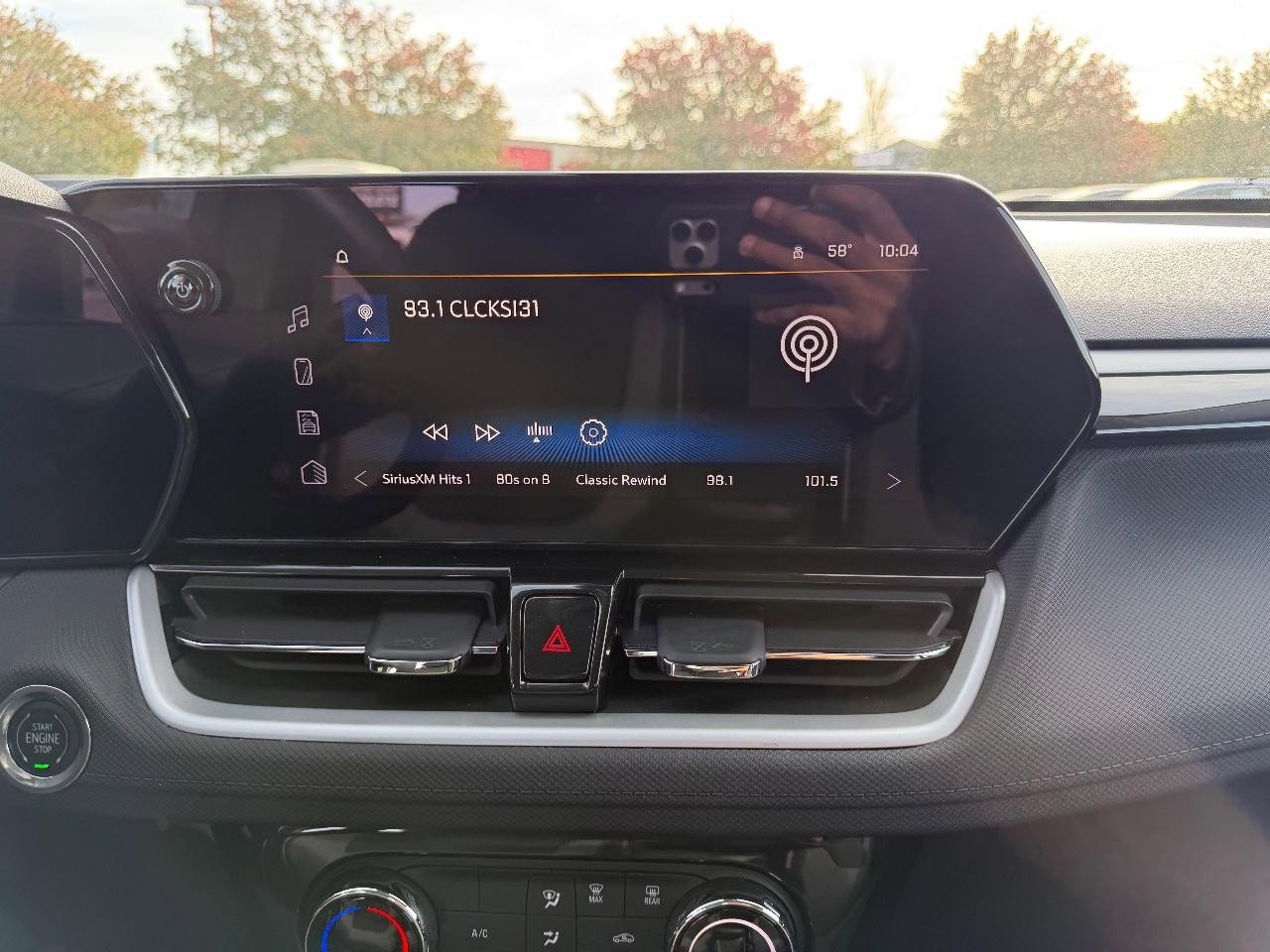 Used 2025 Chevrolet TrailBlazer LT w/ LT Cold Weather Package image 14