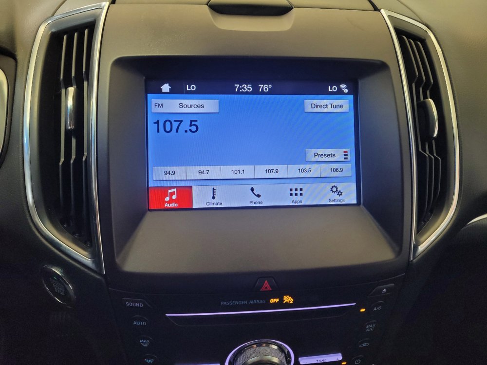 Used 2019 Ford Edge Titanium AWD/4WD image 25
