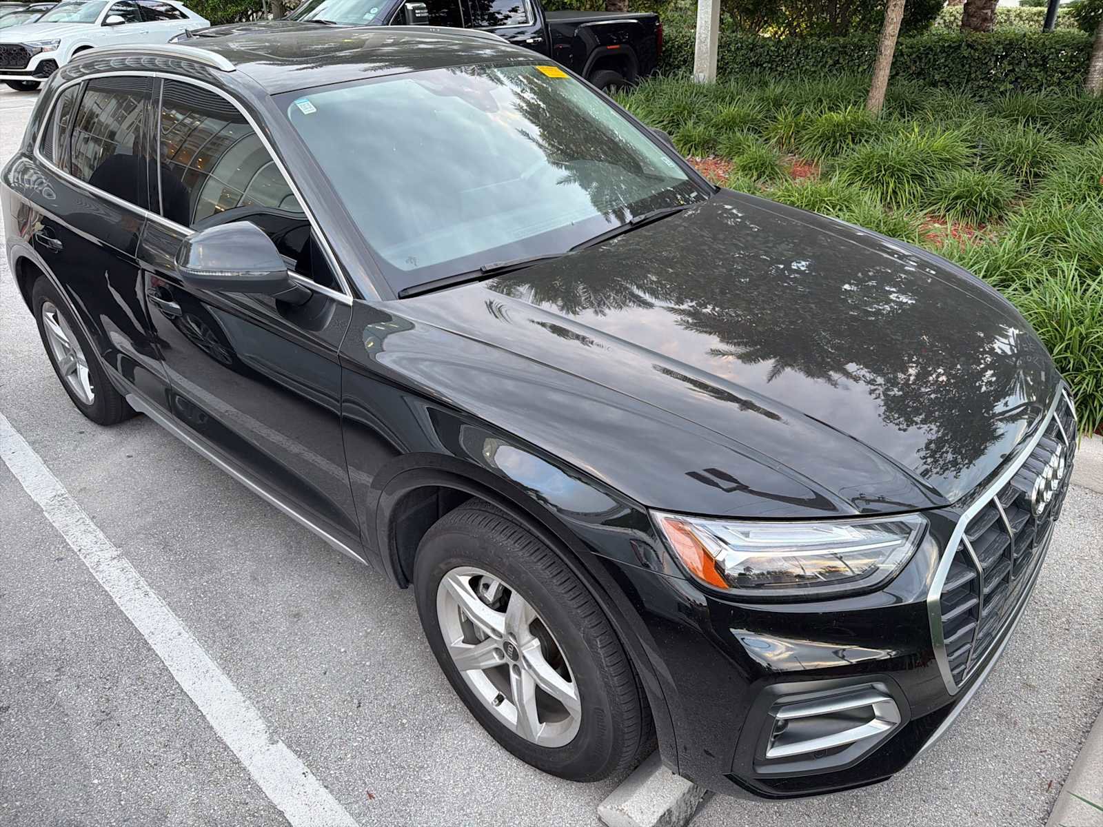 Used 2024 Audi Q5 2.0T Premium w/ Convenience Package