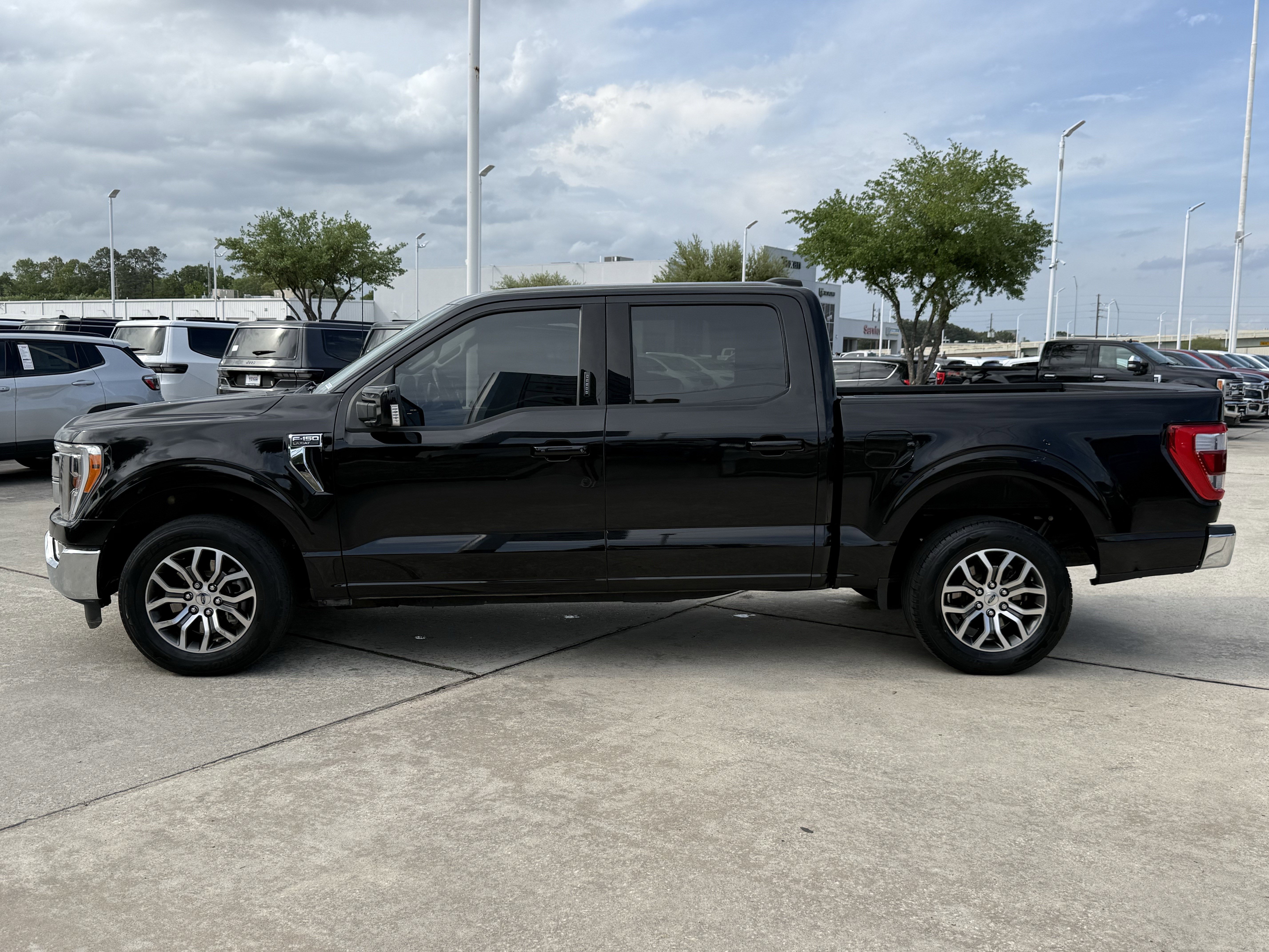 Used 2022 Ford F150 Lariat RWD image 8