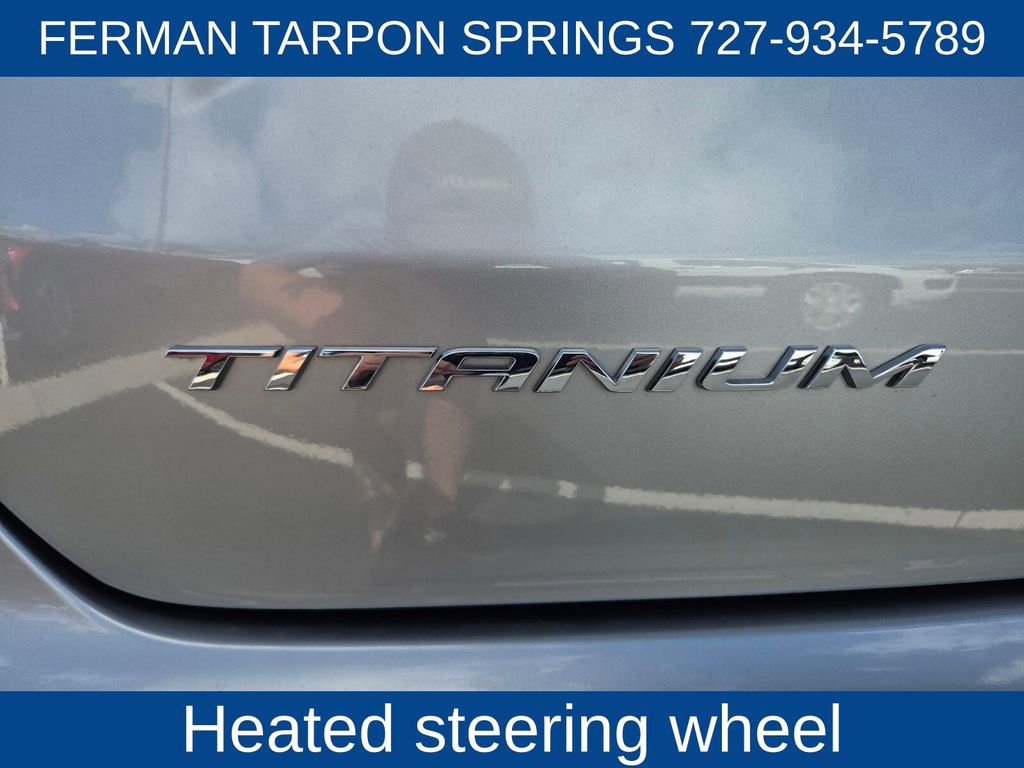 Used 2021 Ford Edge Titanium FWD image 18