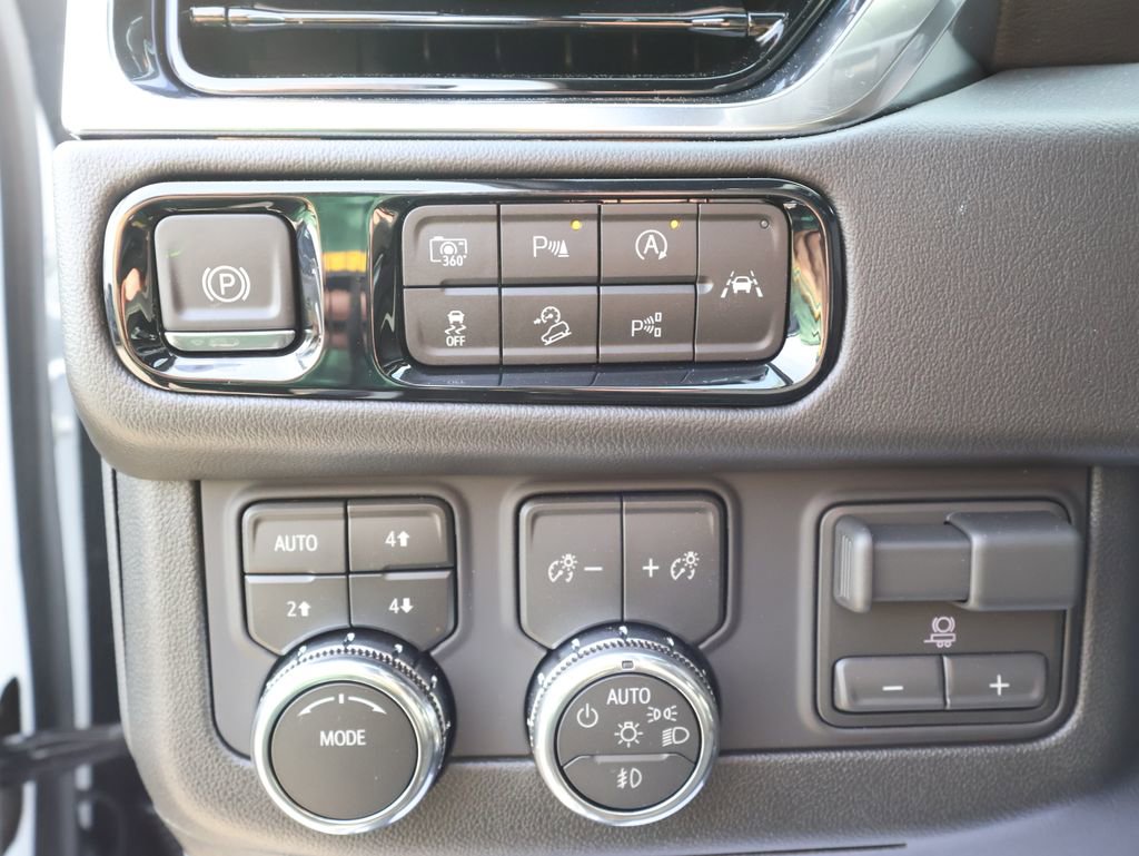 New 2026 GMC Yukon XL Elevation w/ LPO, Elevation Black Package image 13