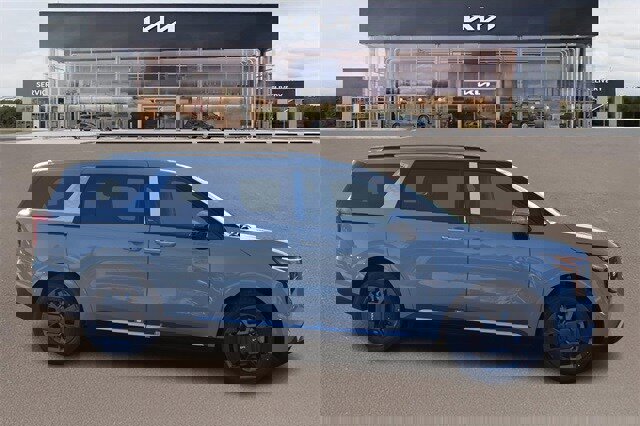 New 2026 Kia Carnival SX image 2