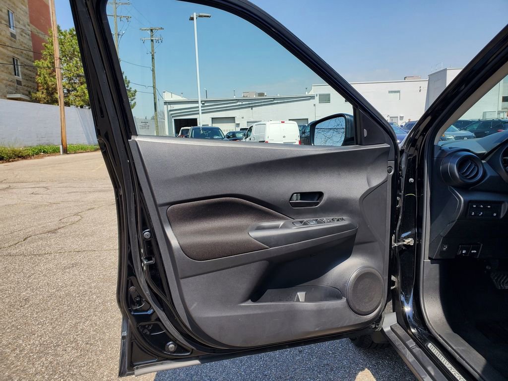 Used 2023 Nissan Kicks S w/ Interior Electronics Package FWD image 13