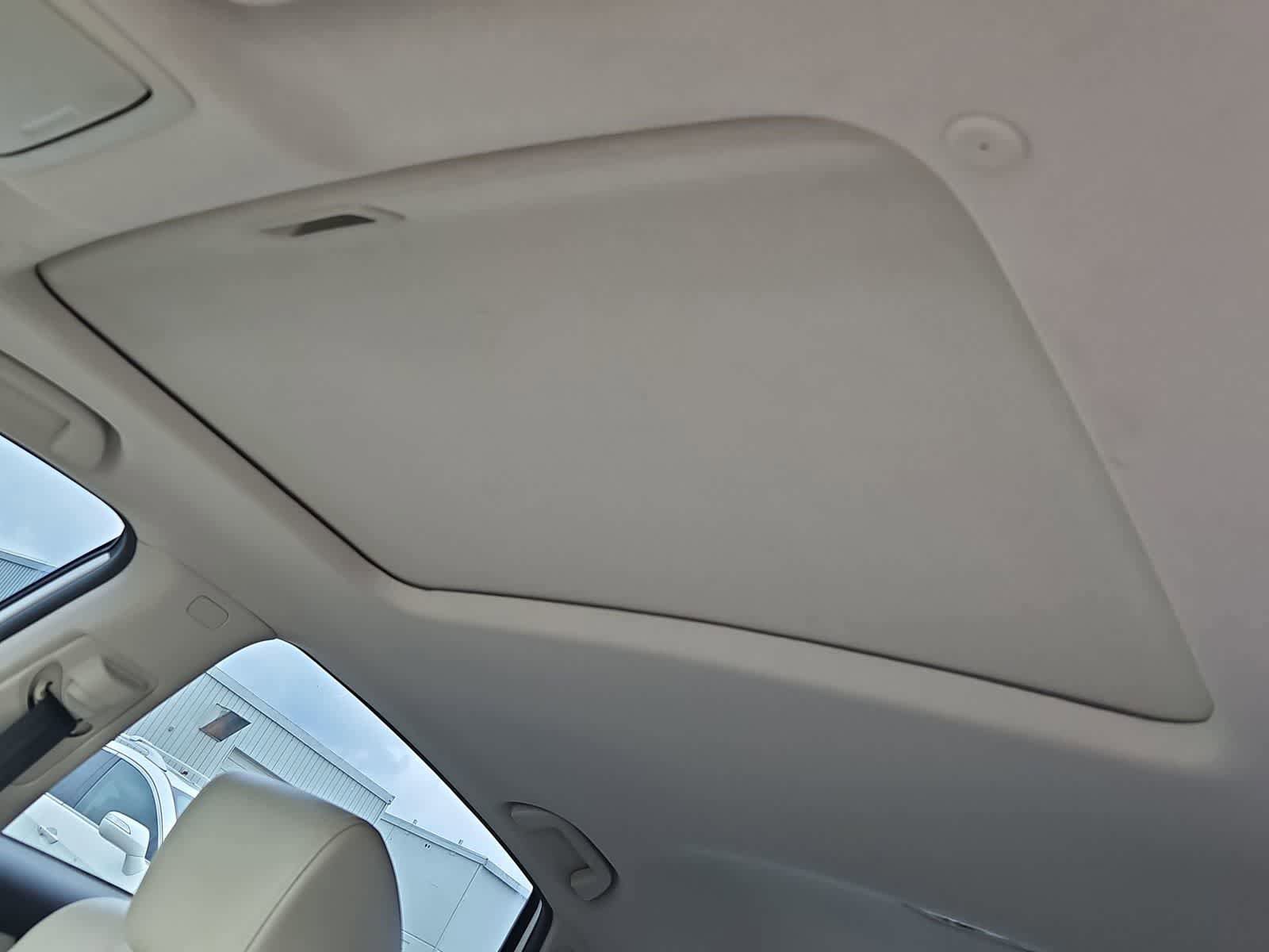 Used 2018 Honda Accord Touring image 19