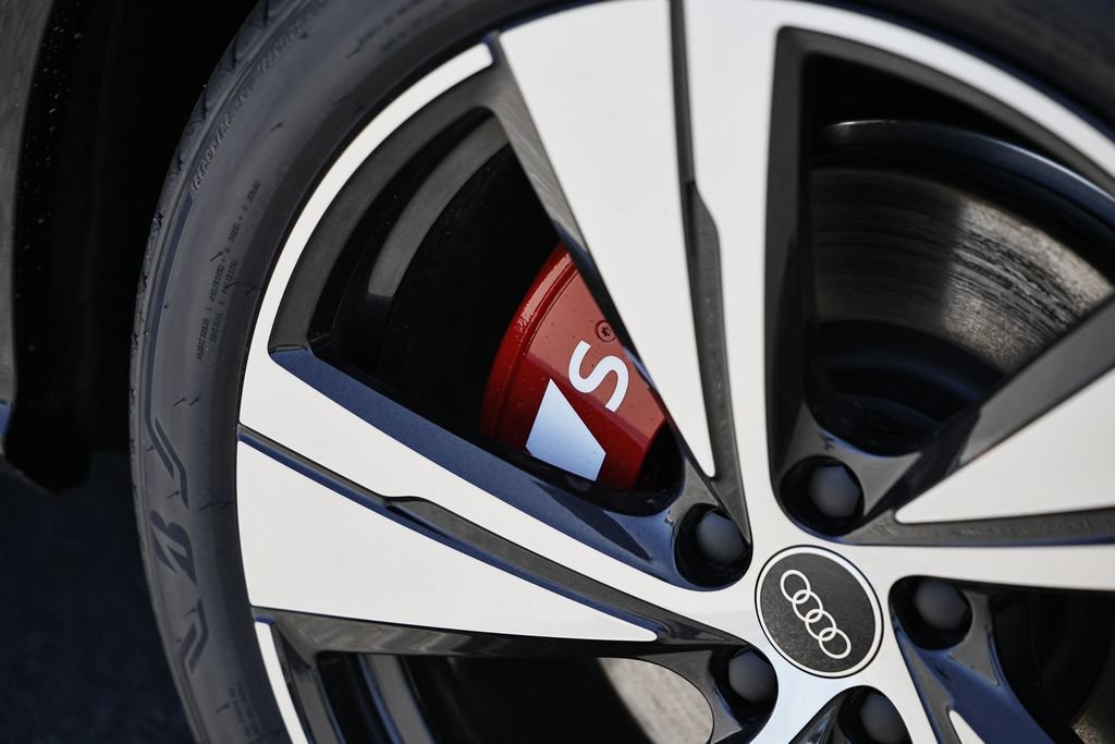 New 2026 Audi SQ5 Premium Plus AWD/4WD image 5