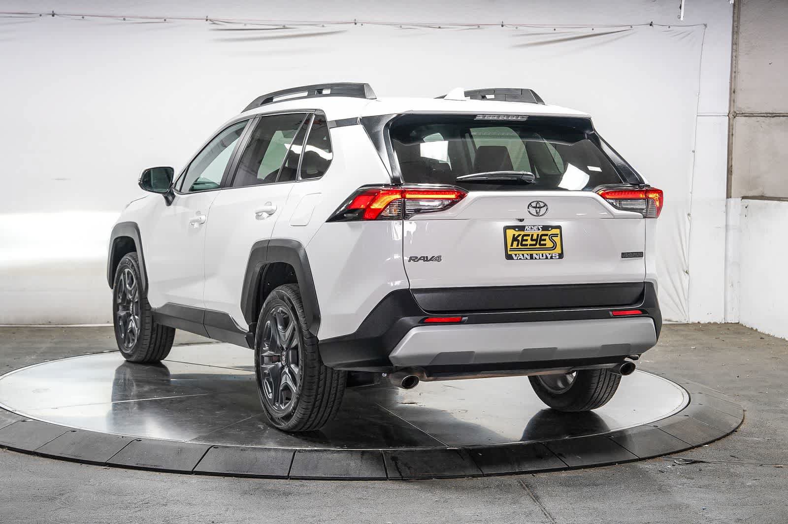 Certified 2024 Toyota RAV4 Adventure AWD/4WD image 3