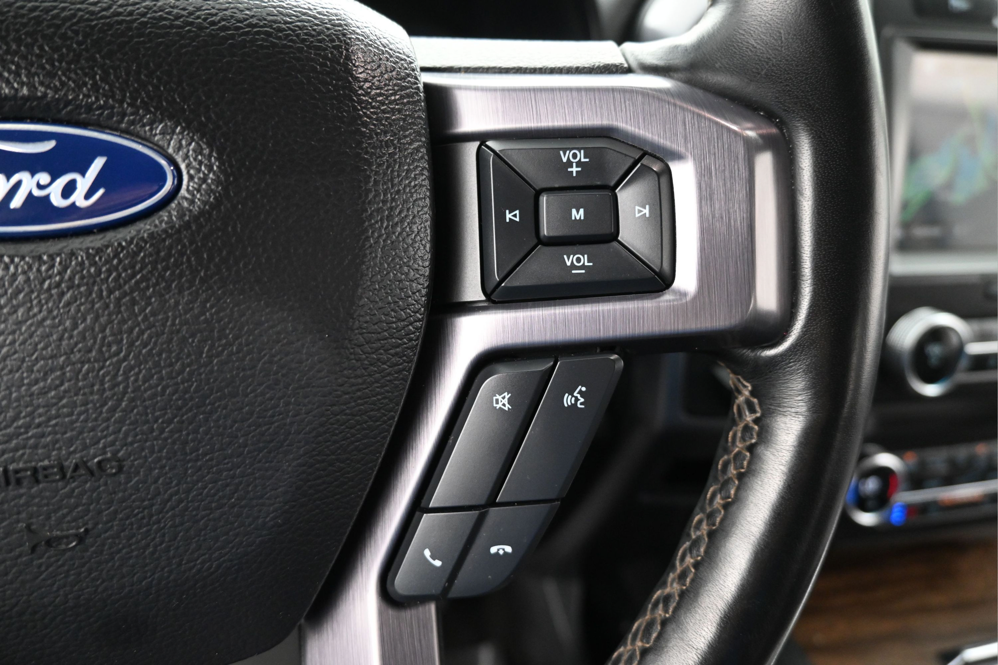 Certified 2019 Ford Expedition Platinum RWD image 15