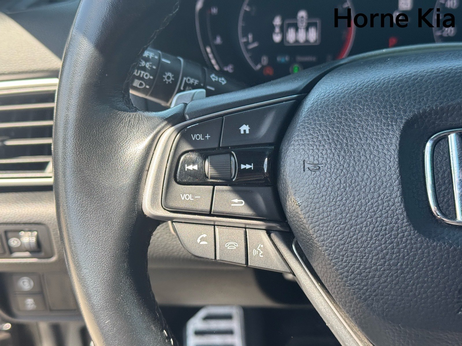 Used 2022 Honda Accord Sport image 18