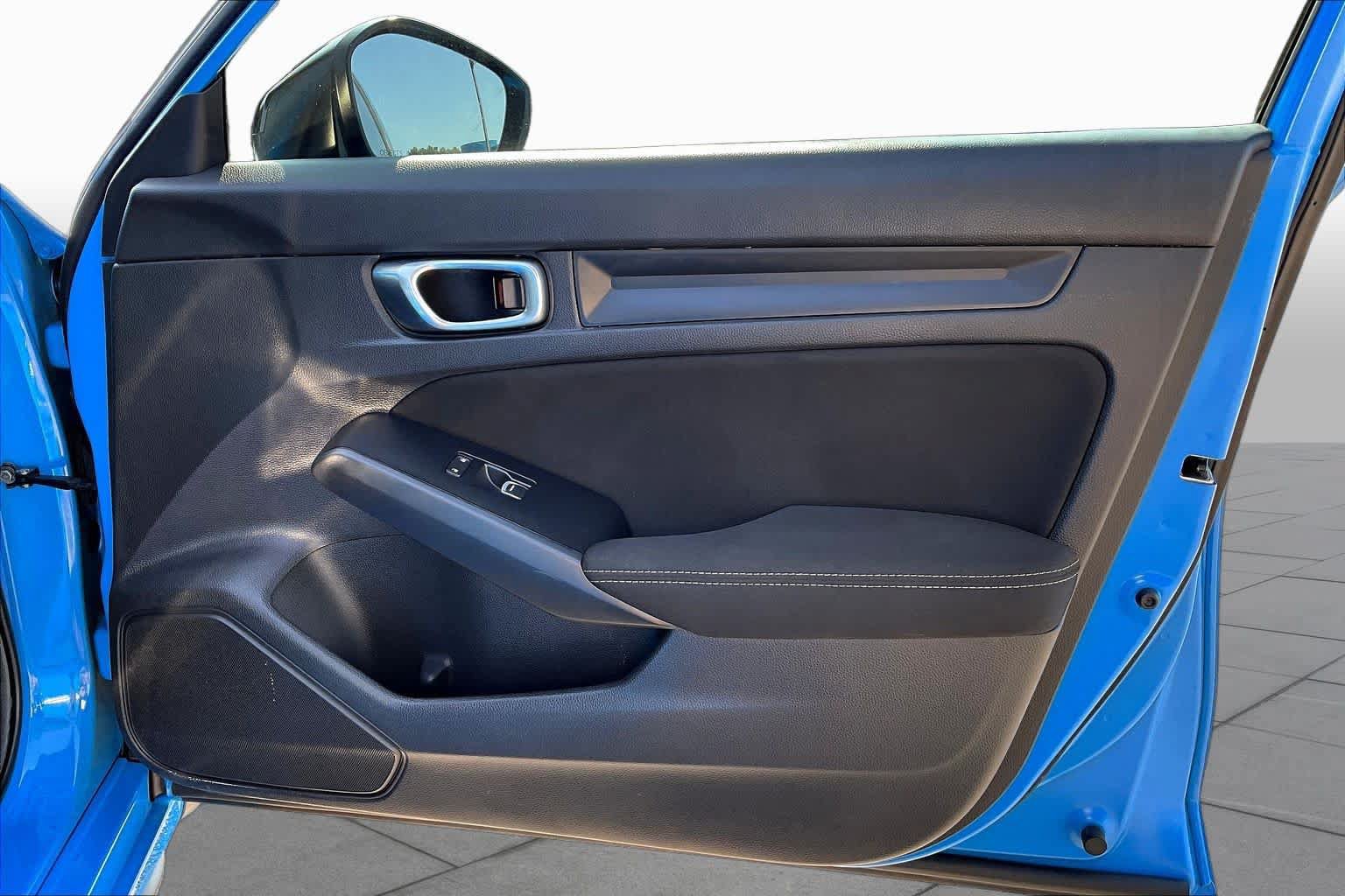 Used 2023 Honda Civic Sport image 22