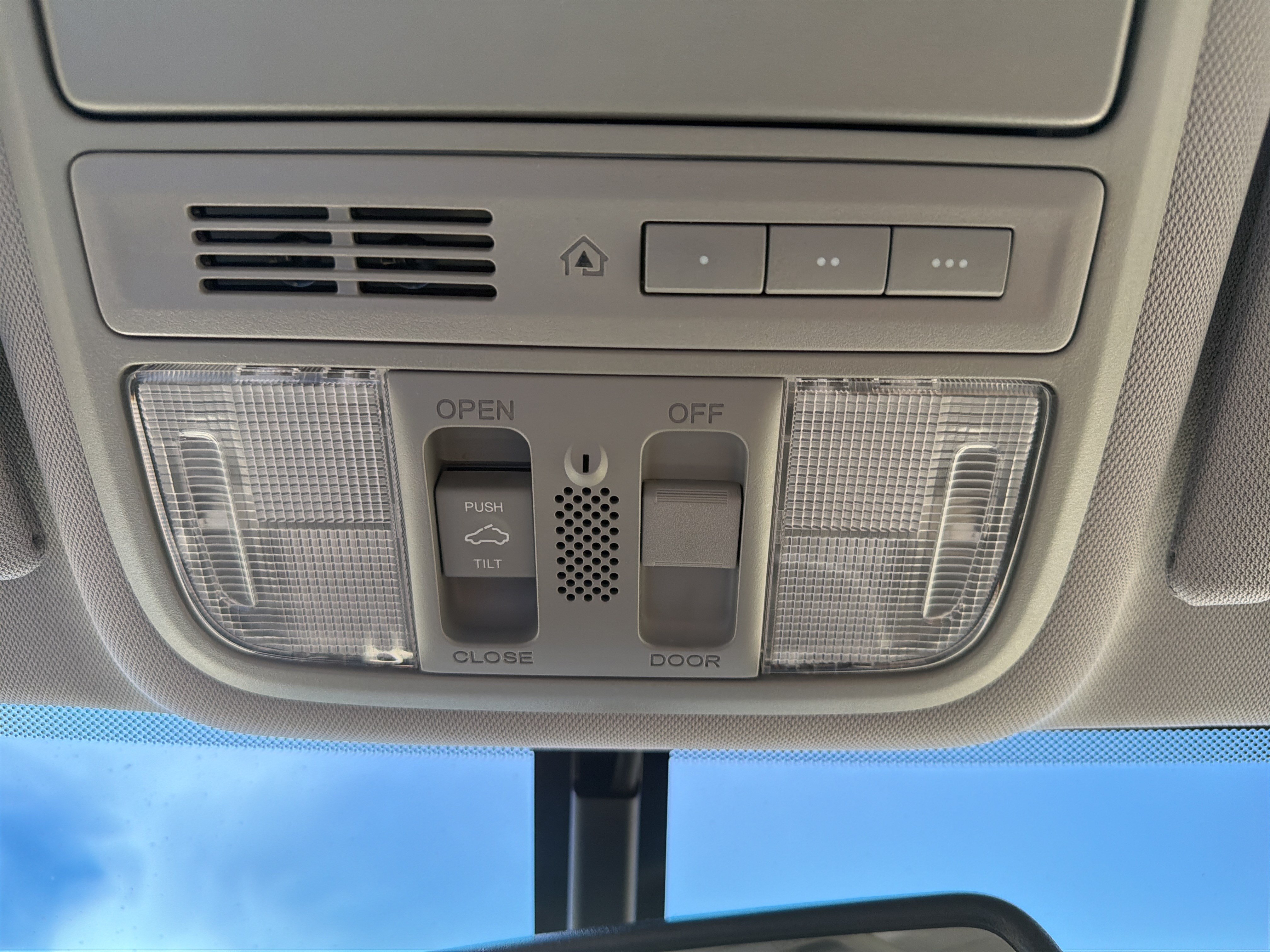 Used 2017 Honda Accord EX-L image 22