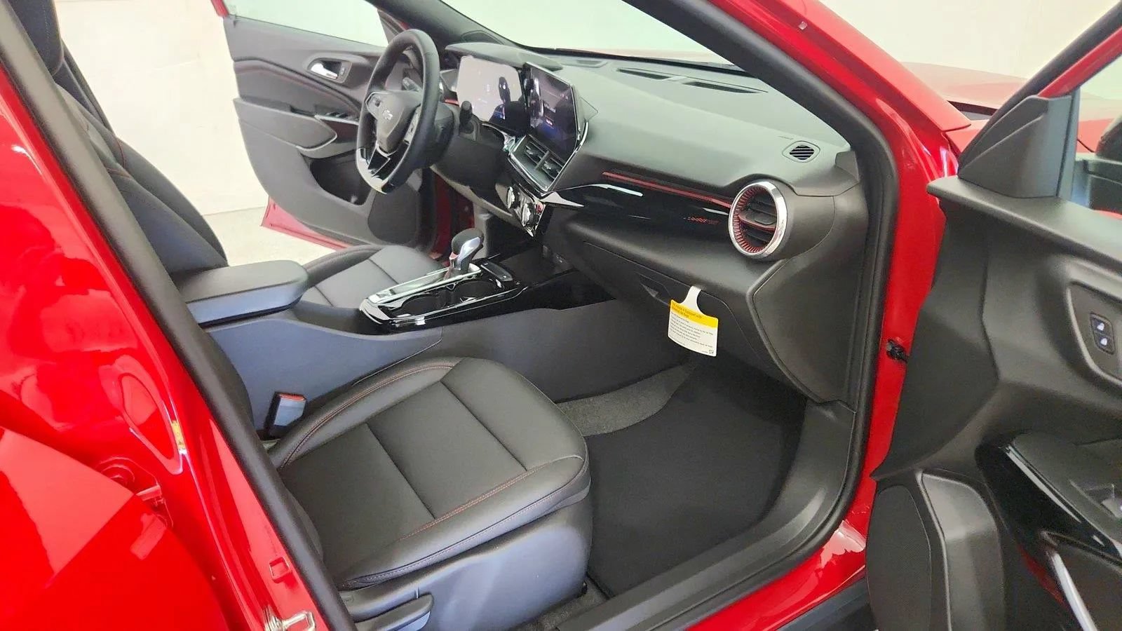New 2026 Chevrolet Trax RS w/ Driver Confidence Package FWD image 28