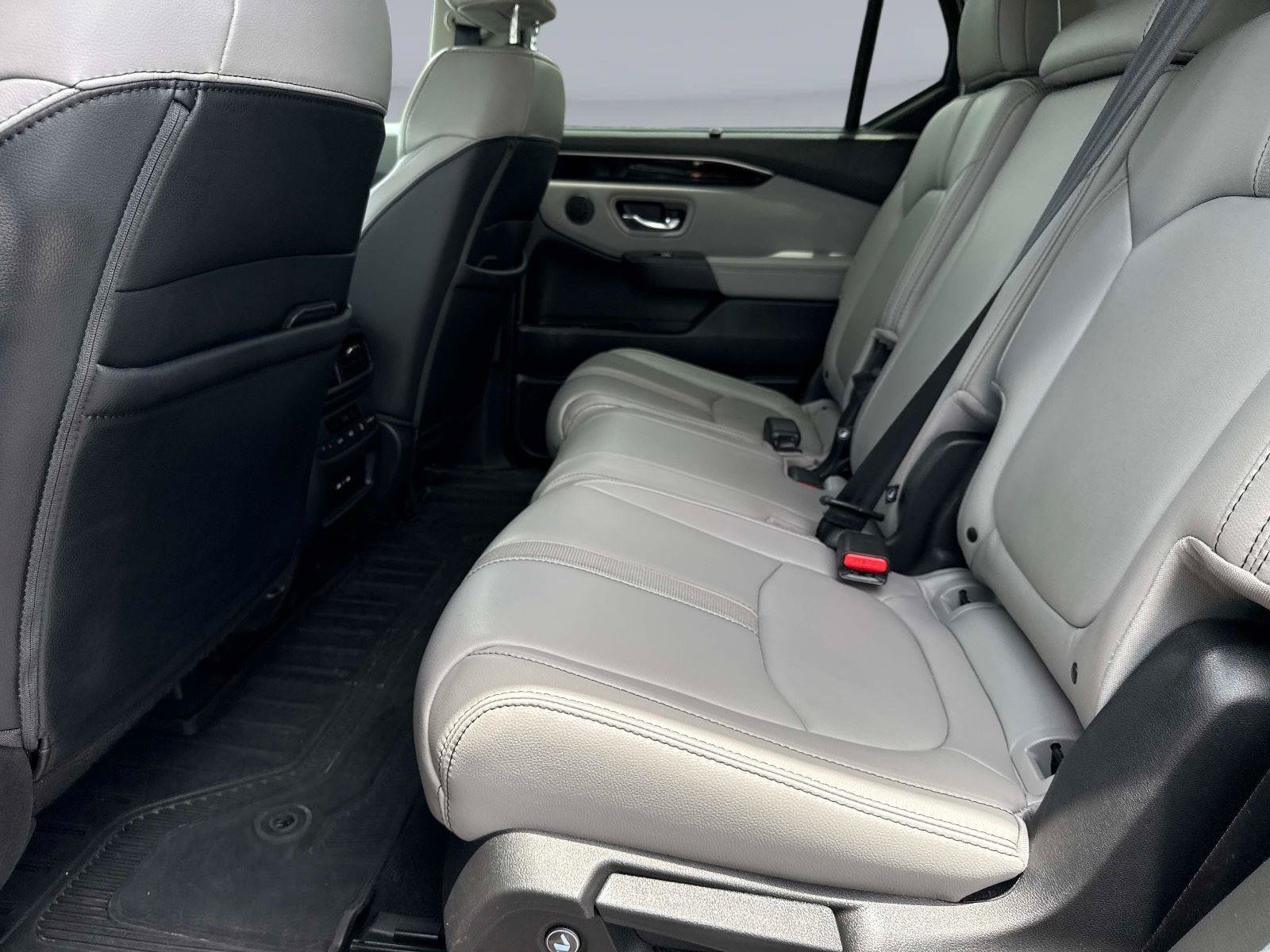 Certified 2024 Honda Pilot EX-L image 16