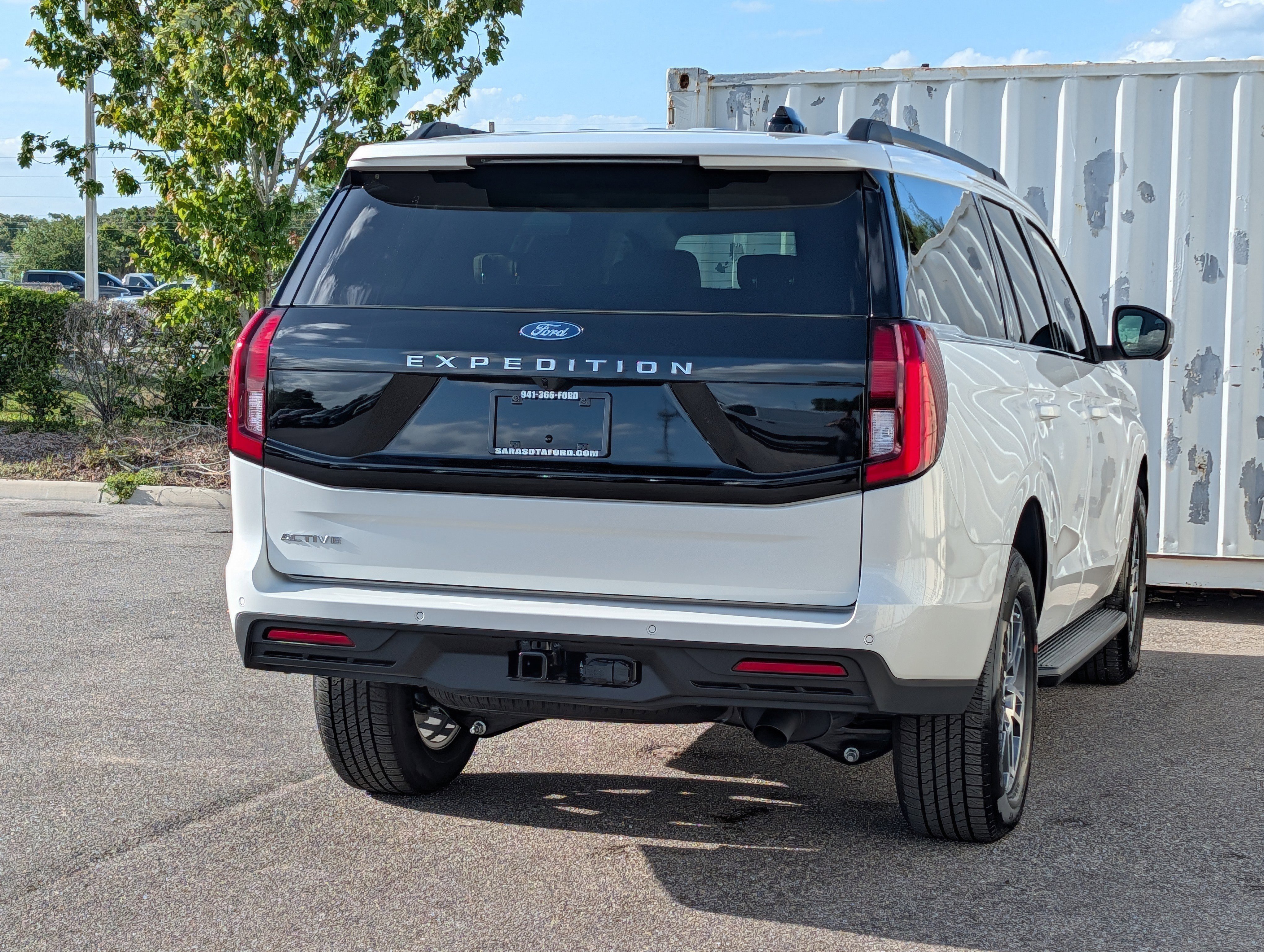 New 2026 Ford Expedition Active image 5