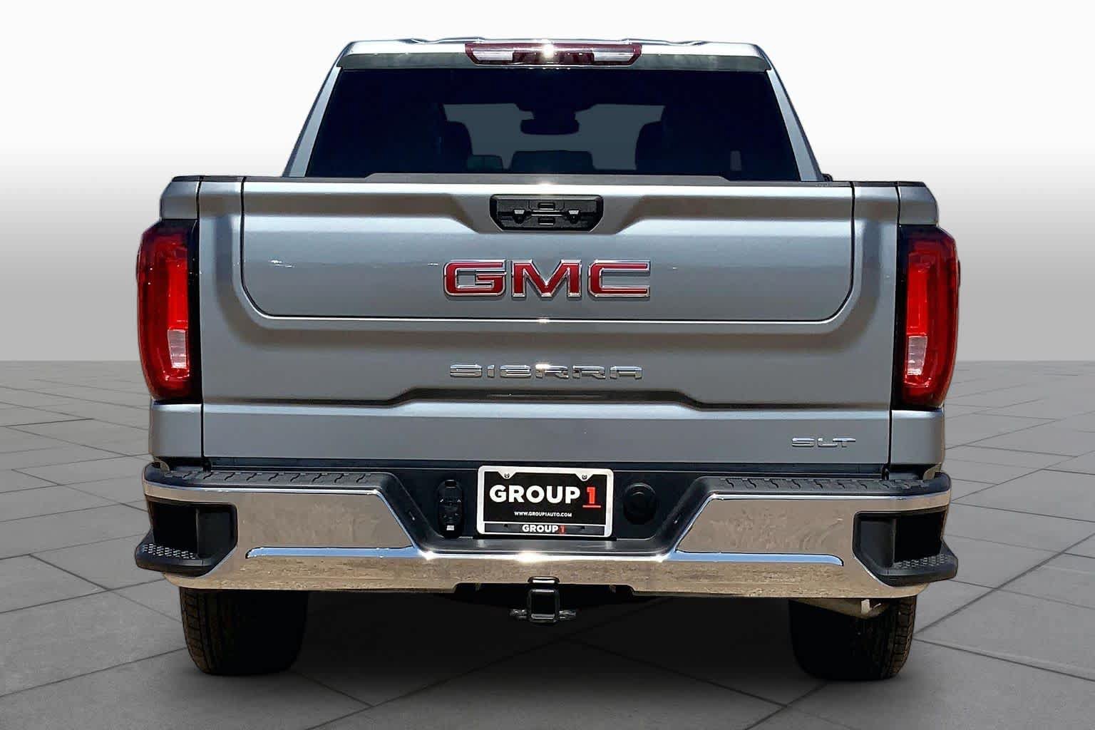 Used 2026 GMC Sierra 1500 SLT AWD/4WD image 4