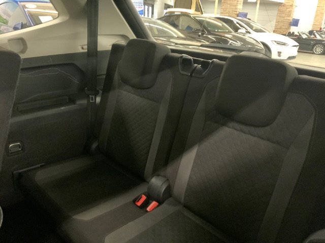 Used 2019 Volkswagen Tiguan S image 12