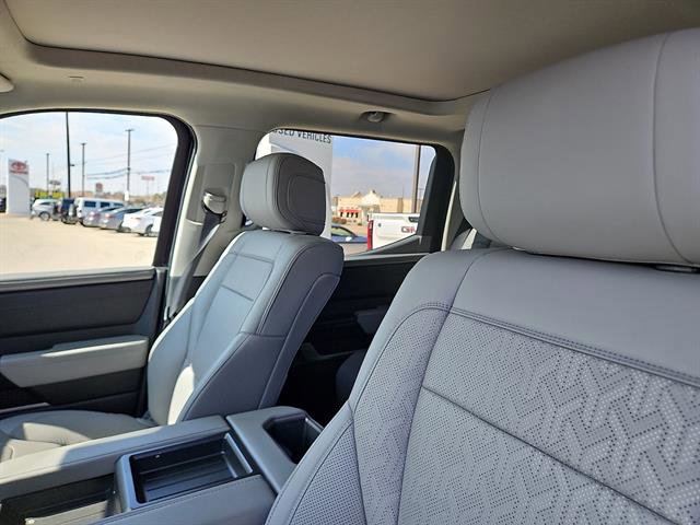 Used 2023 Toyota Tundra Limited image 11