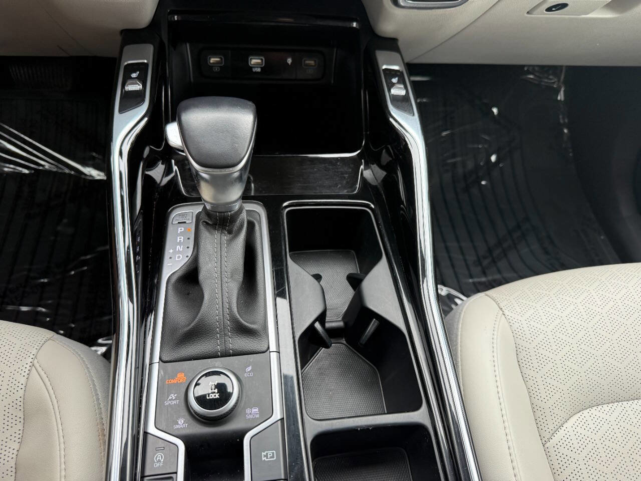 Used 2023 Kia Sorento SX image 44