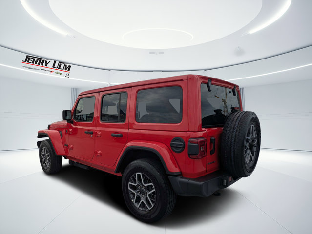 Certified 2026 Jeep Wrangler Unlimited Sahara AWD/4WD image 5