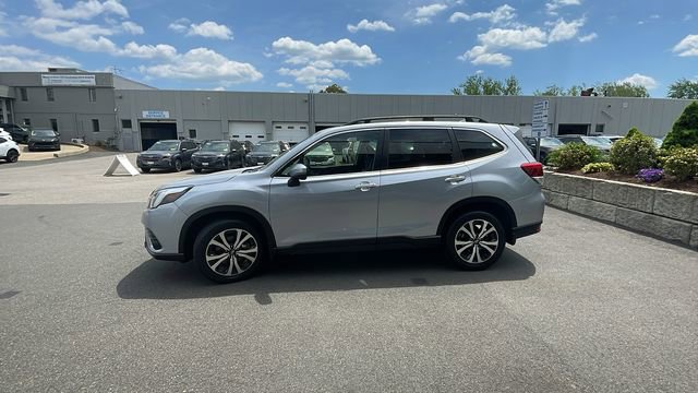 Used 2023 Subaru Forester Limited AWD/4WD image 4